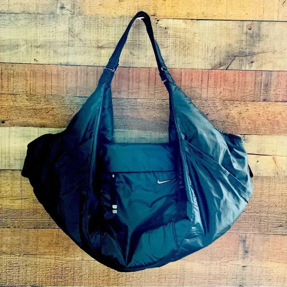 Nike Victory Gym Duffle Tote Workout Bag - Picture 3 of 13